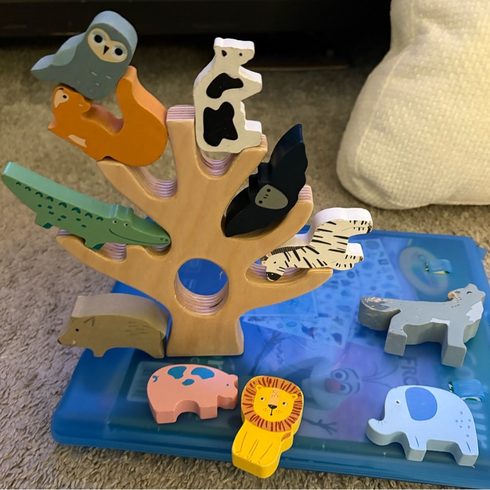 Fair condition tender leaf toys Wooden Animal Balancing Tree missing pieces